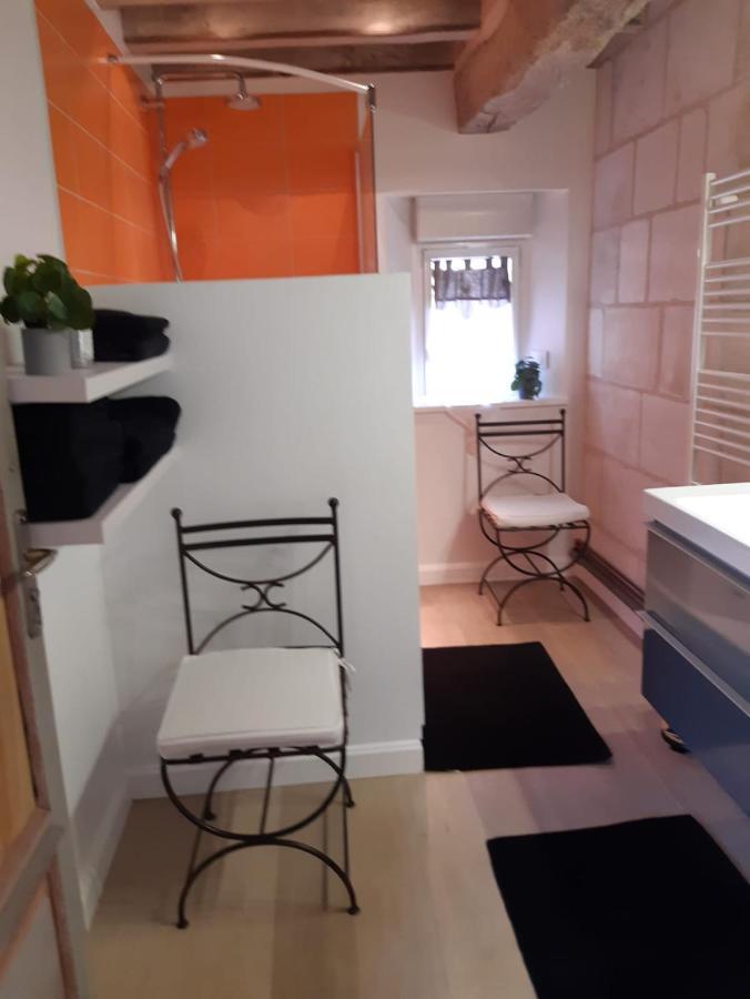 Agreables Chambres D'Hotes Dans Maison Xviiie Vineuil  Екстериор снимка